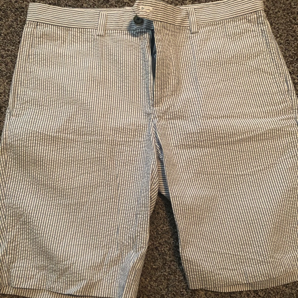 Banana Republic striped Aiden Short